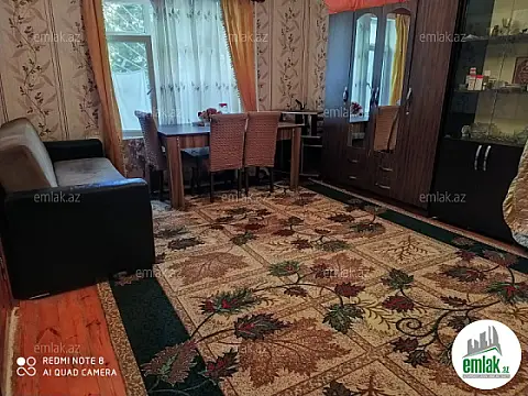 Satılır 2 otaqlı köhnə tikili 55 m²