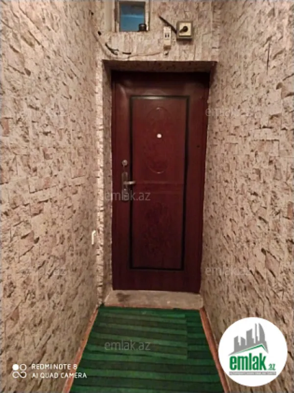 Satılır 2 otaqlı köhnə tikili 55 m²