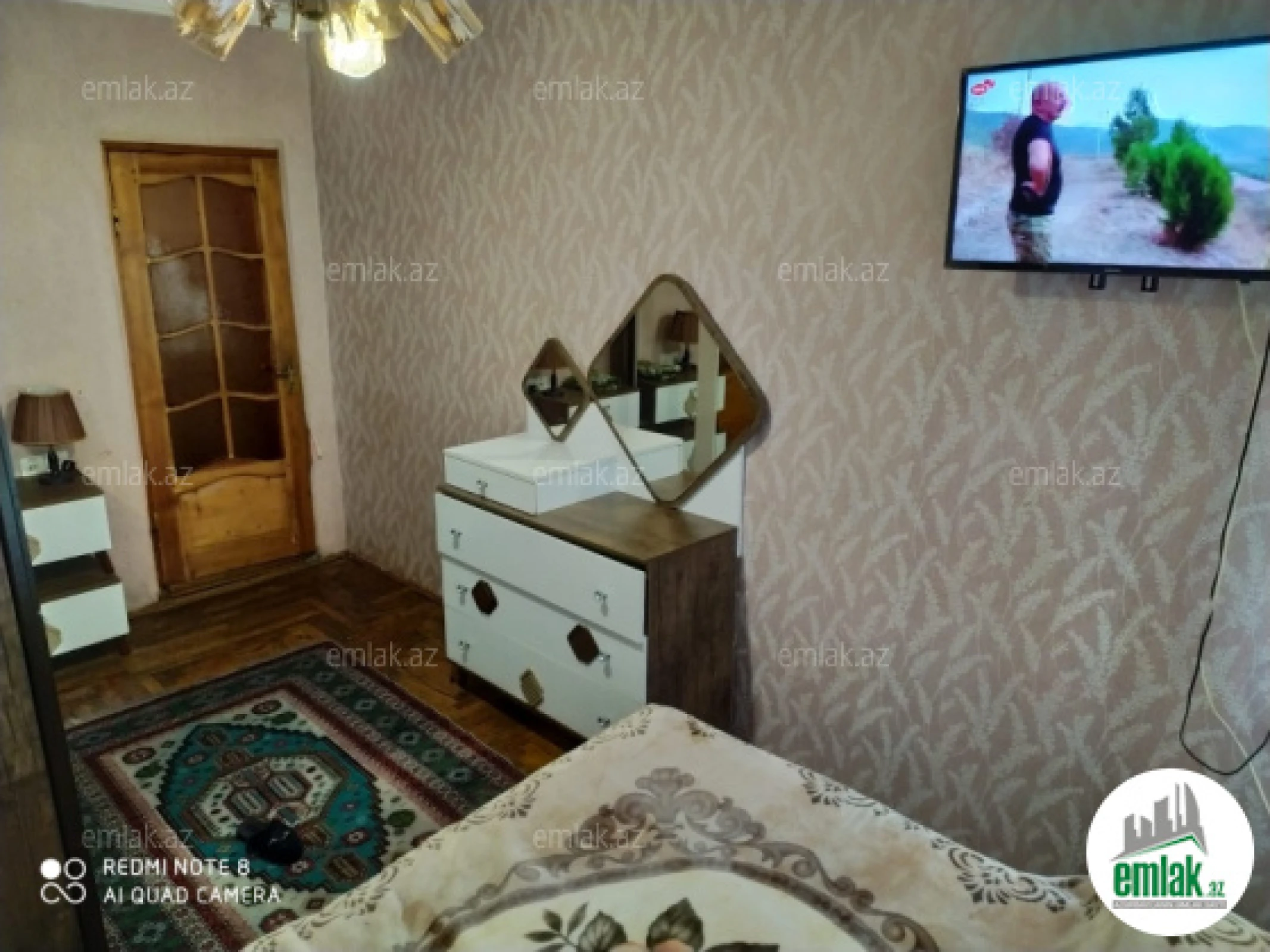 Satılır 2 otaqlı köhnə tikili 55 m²