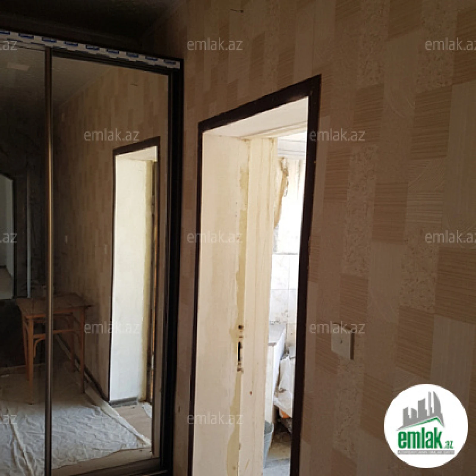 Satılır 6 otaqlı həyət evi 300 m²