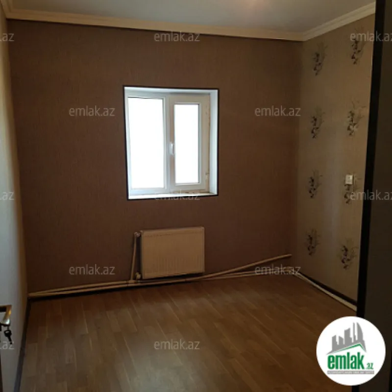 Satılır 6 otaqlı həyət evi 300 m²
