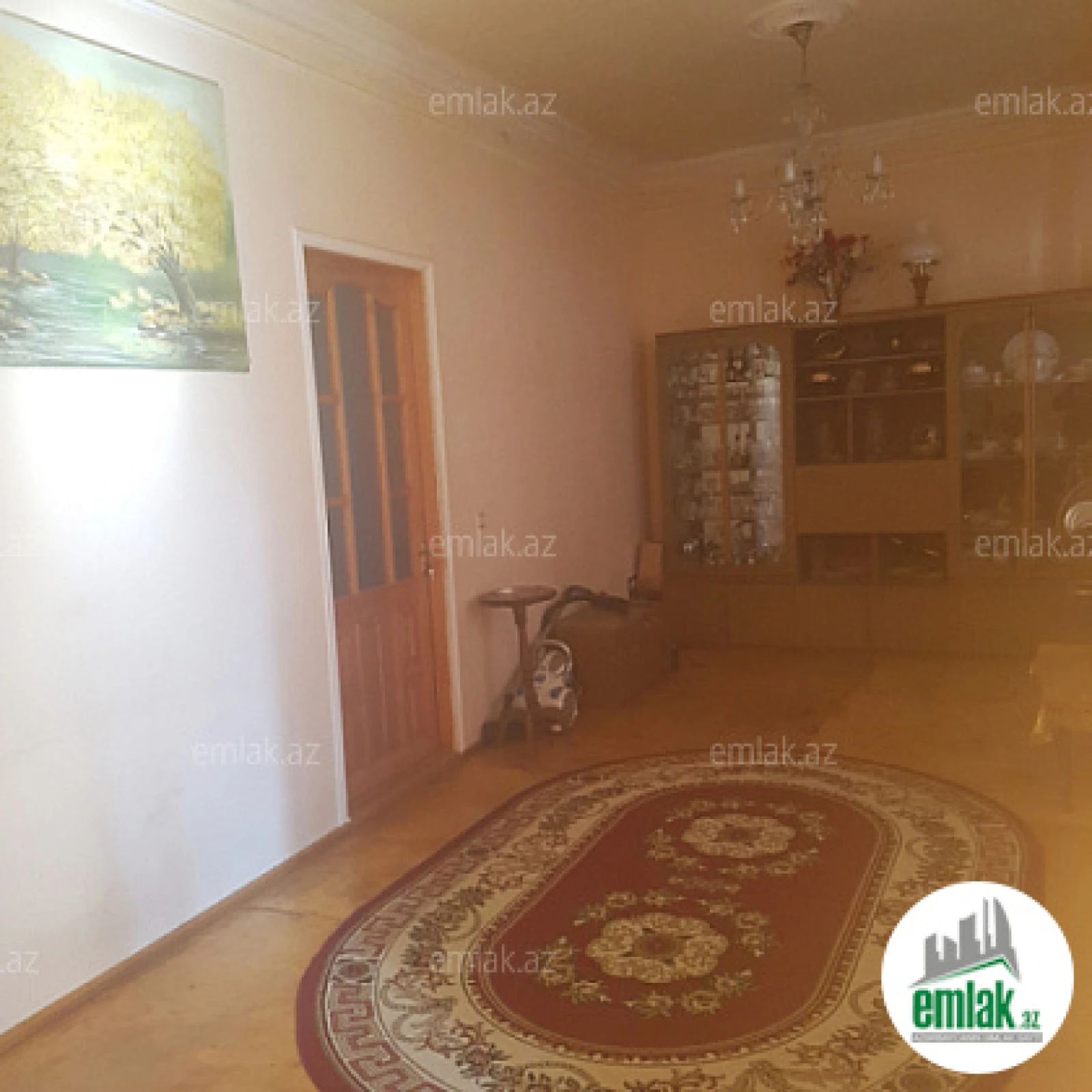 Satılır 6 otaqlı həyət evi 300 m²