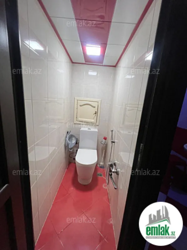 Satılır 3 otaqlı köhnə tikili 80 m²