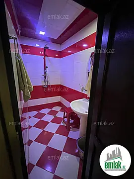 Satılır 3 otaqlı köhnə tikili 80 m²