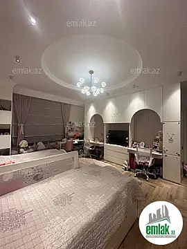 Satılır 4 otaqlı yeni tikili 132 m²