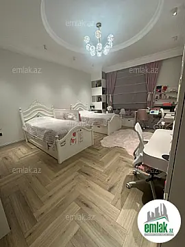 Satılır 4 otaqlı yeni tikili 132 m²