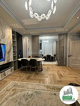 Satılır 4 otaqlı yeni tikili 132 m²