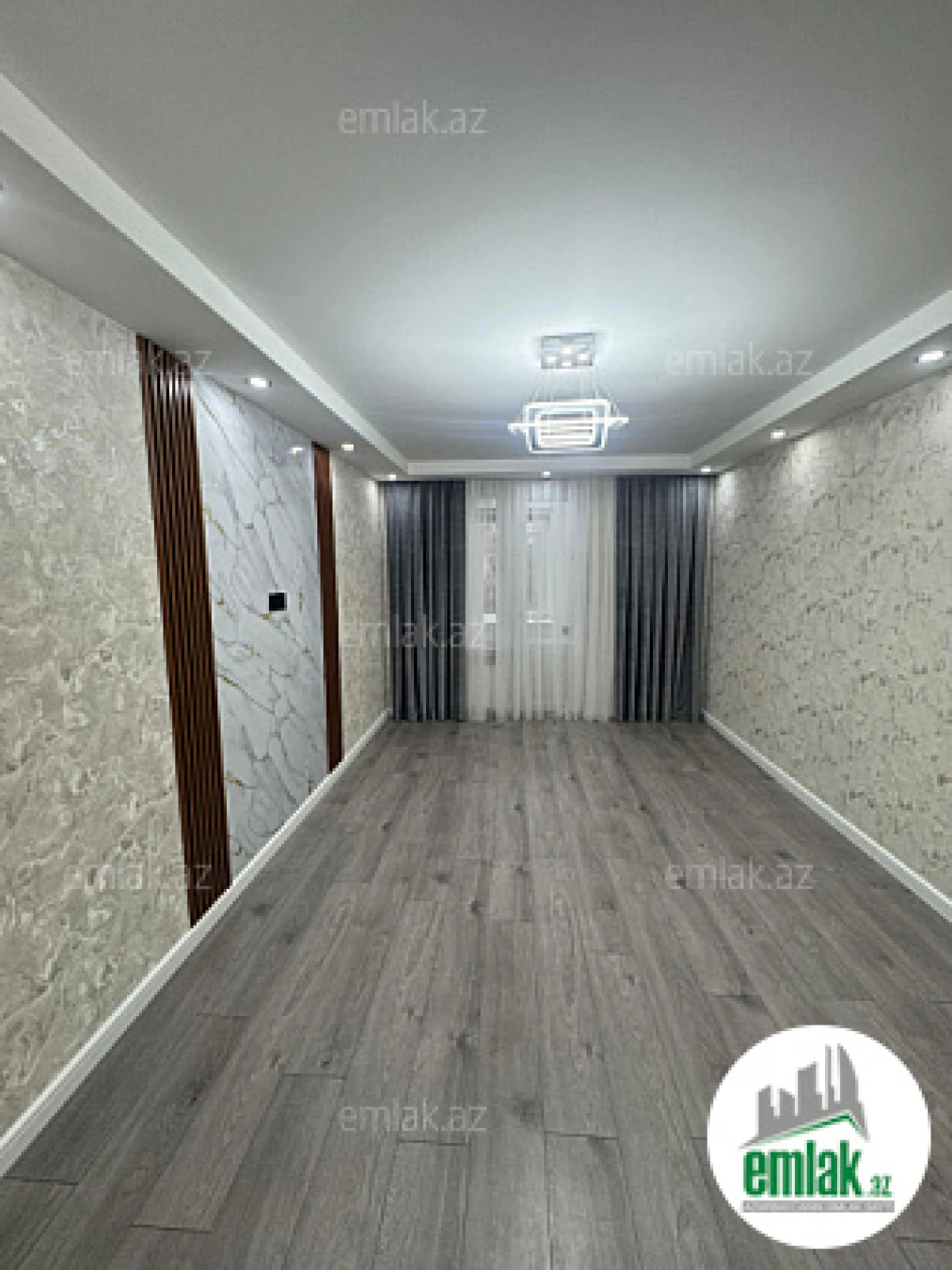 Satılır 2 otaqlı köhnə tikili 45 m²