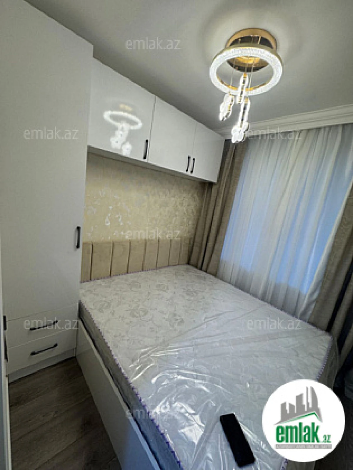 Satılır 2 otaqlı köhnə tikili 45 m²