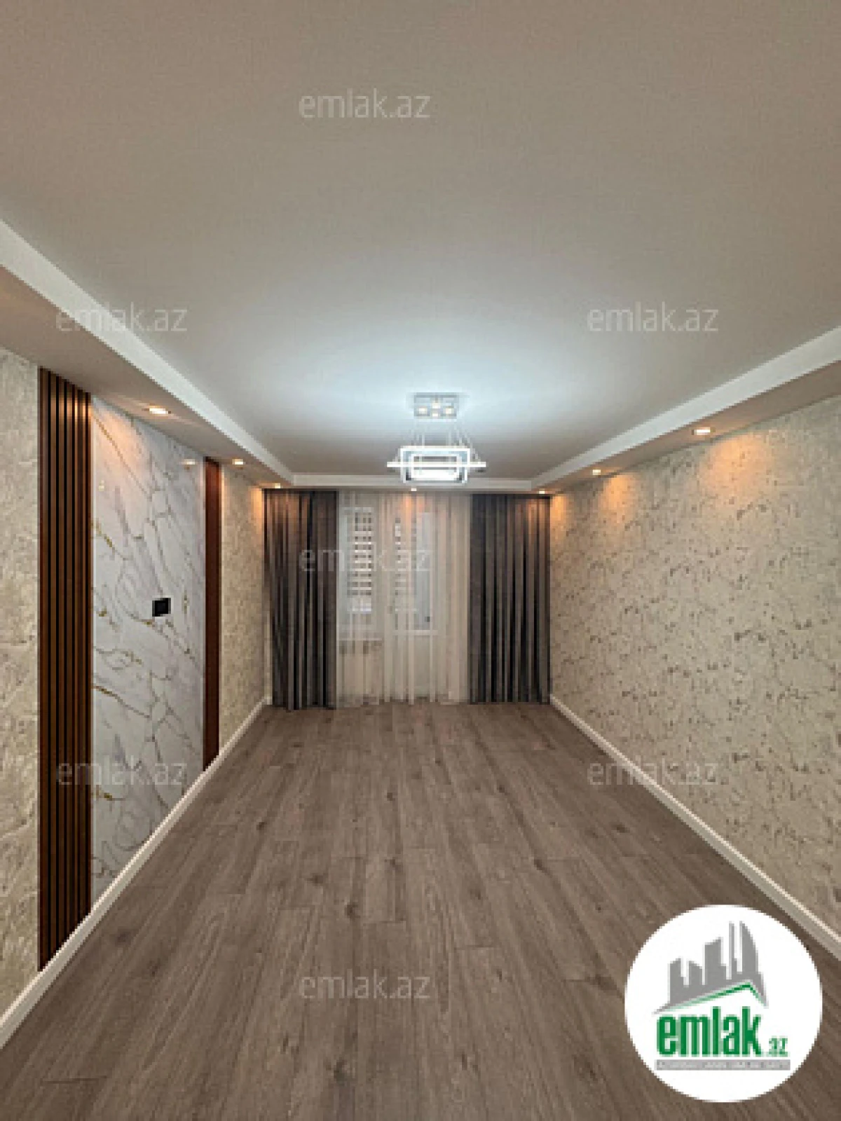 Satılır 2 otaqlı köhnə tikili 45 m²