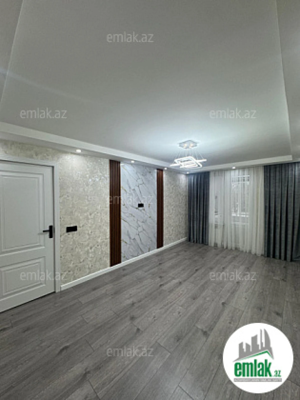 Satılır 2 otaqlı köhnə tikili 45 m²