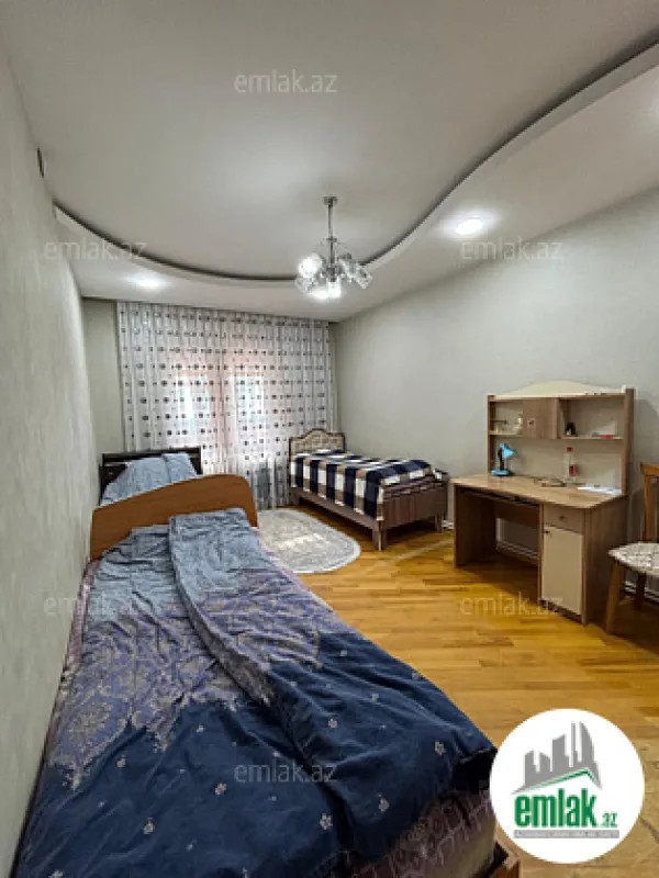 Satılır 4 otaqlı yeni tikili 110 m²