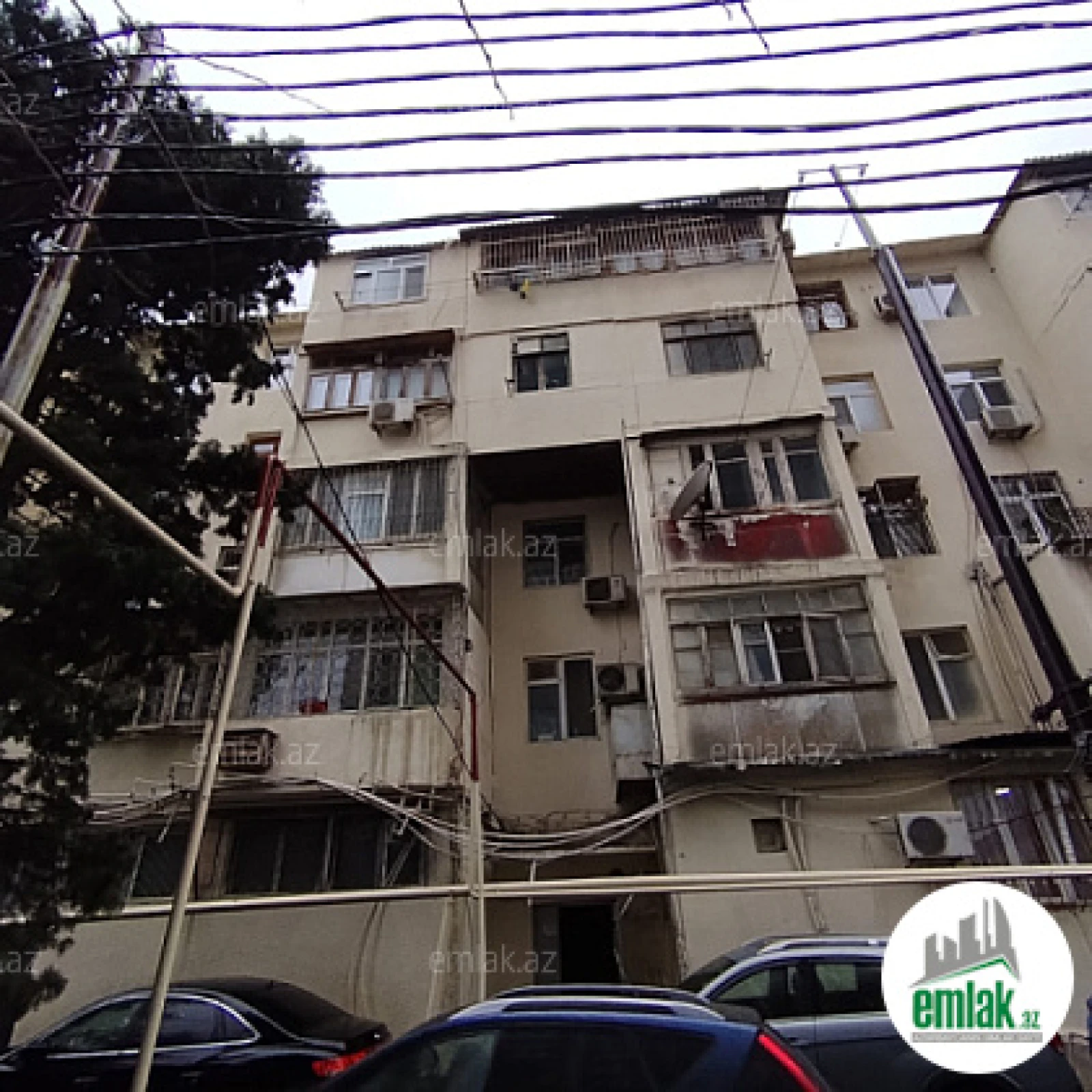 Satılır 2 otaqlı köhnə tikili 60 m²