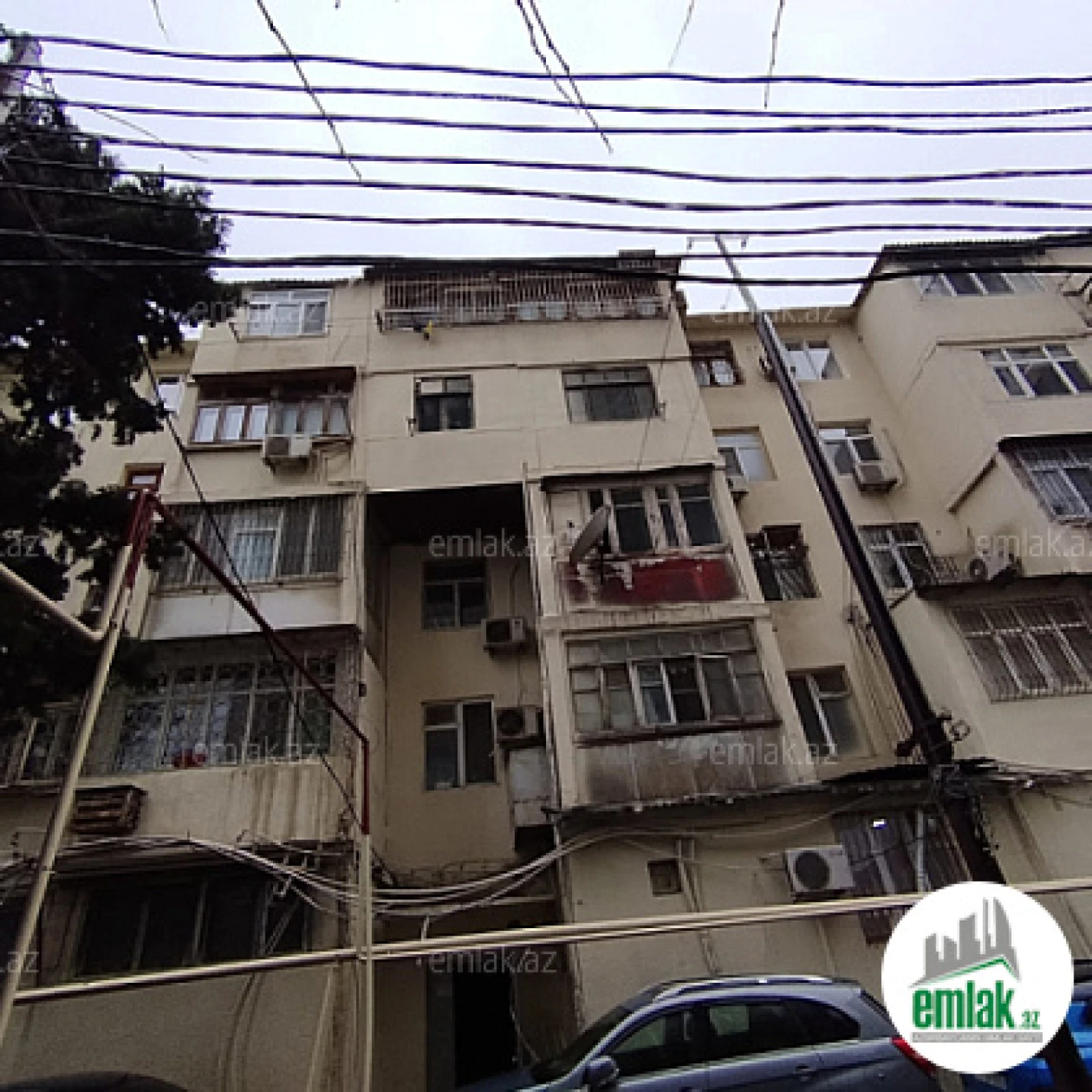 Satılır 2 otaqlı köhnə tikili 60 m²