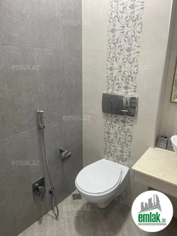 Satılır 3 otaqlı yeni tikili 105 m²