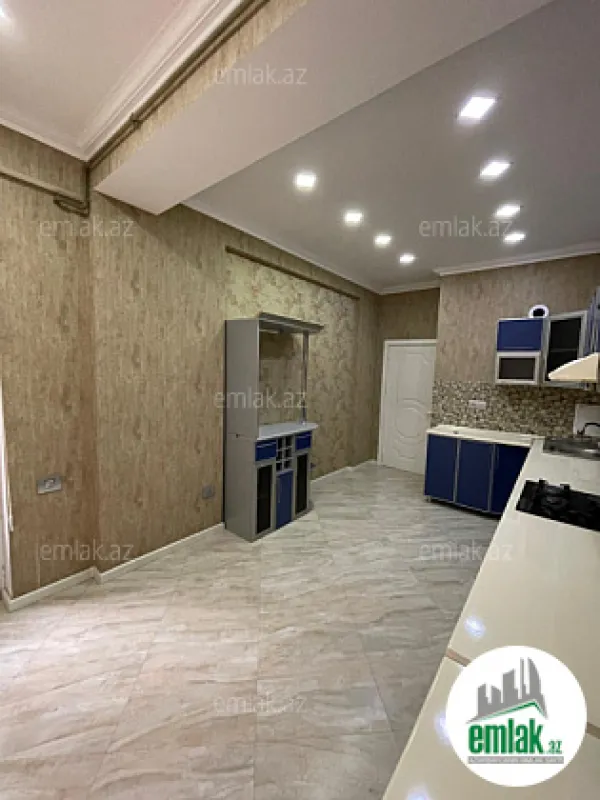 Satılır 3 otaqlı yeni tikili 105 m²