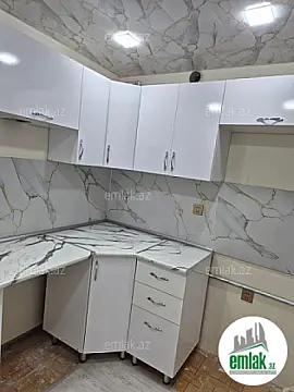 Satılır 1 otaqlı köhnə tikili 30 m²