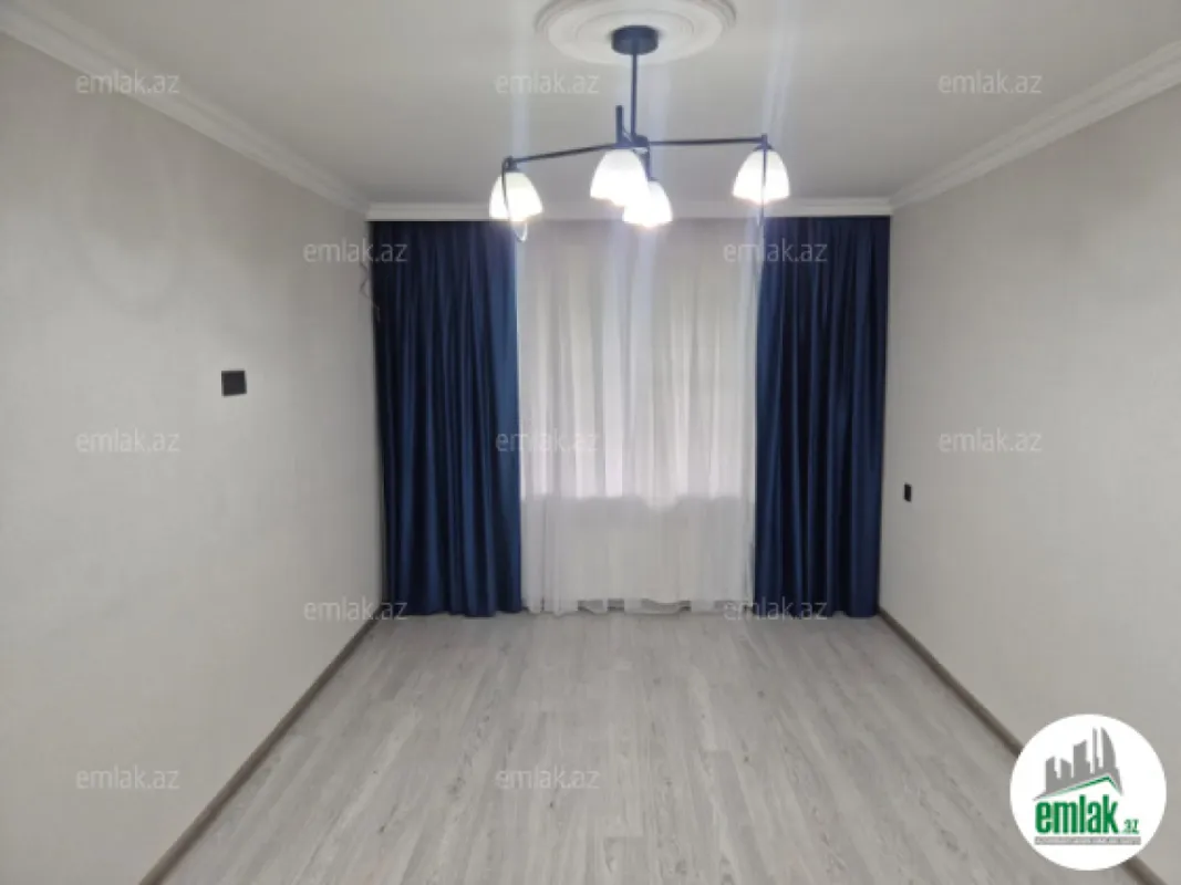 Satılır 1 otaqlı köhnə tikili 30 m²