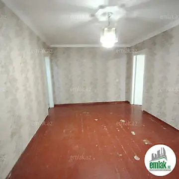 Satılır 11 otaqlı həyət evi 500 m²