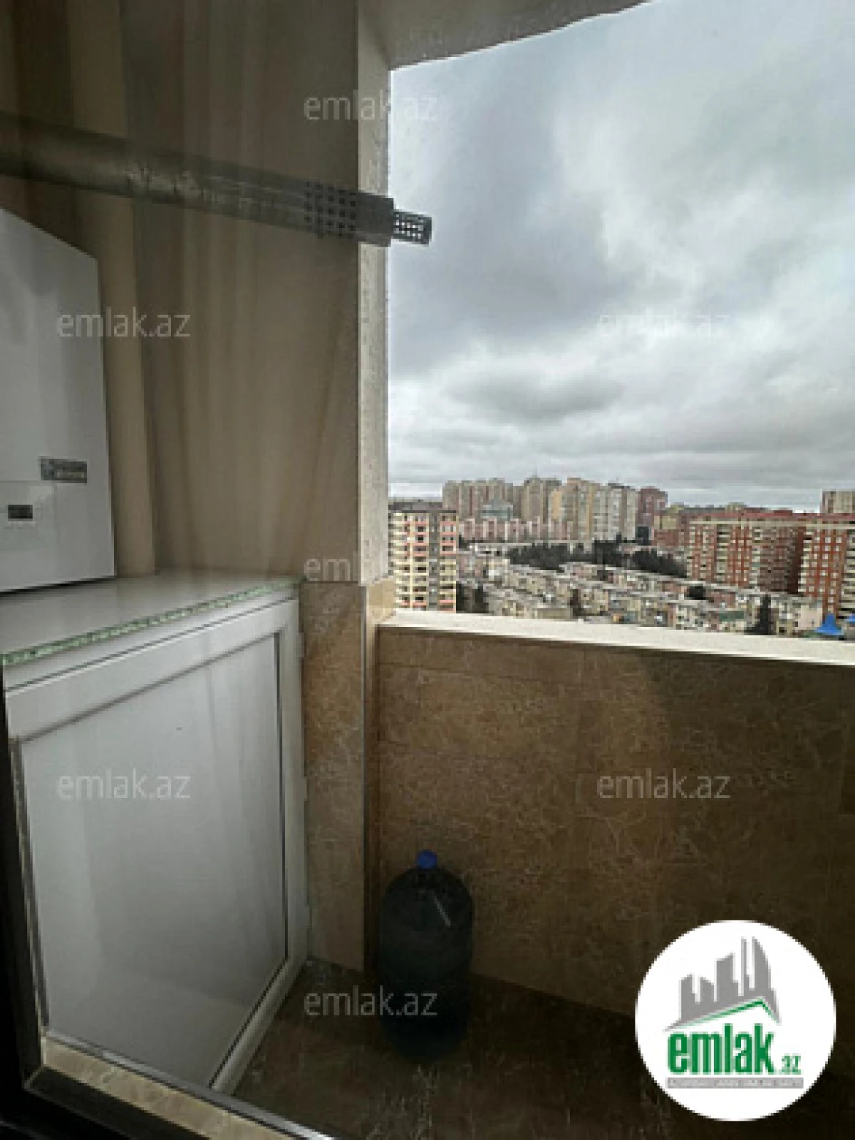 Satılır 2 otaqlı yeni tikili 60 m²