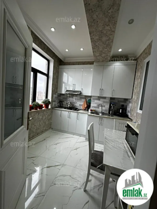 Satılır 2 otaqlı yeni tikili 60 m²