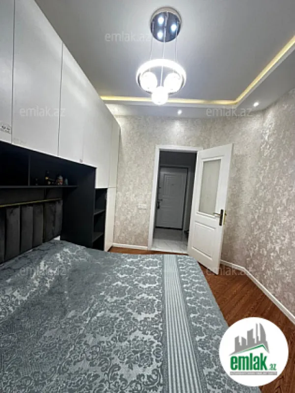 Satılır 2 otaqlı yeni tikili 60 m²