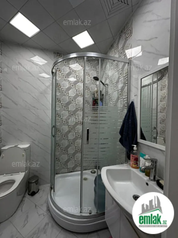 Satılır 2 otaqlı yeni tikili 60 m²