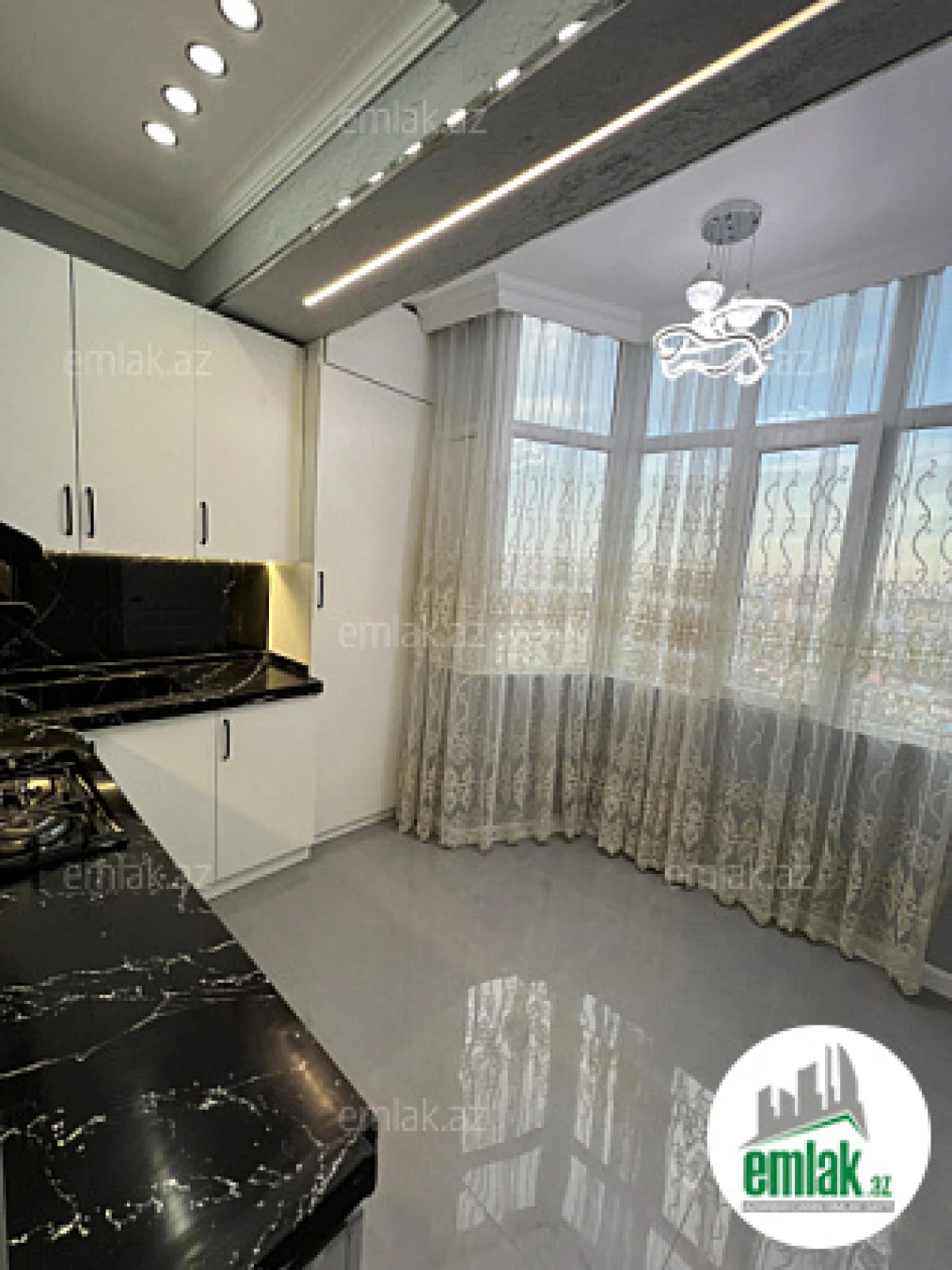 Satılır 2 otaqlı yeni tikili 65 m²