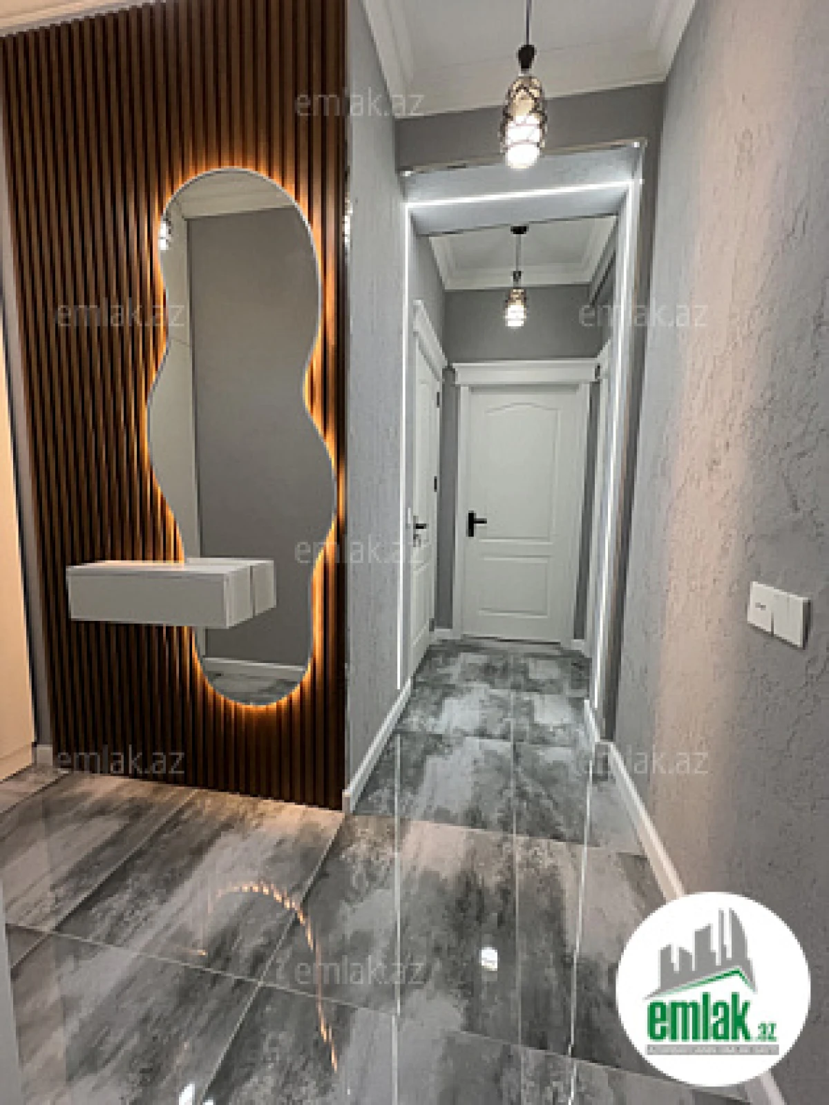 Satılır 2 otaqlı yeni tikili 65 m²