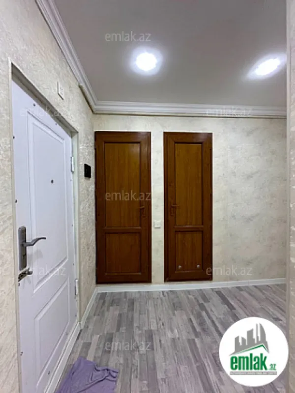 Satılır 2 otaqlı köhnə tikili 65 m²