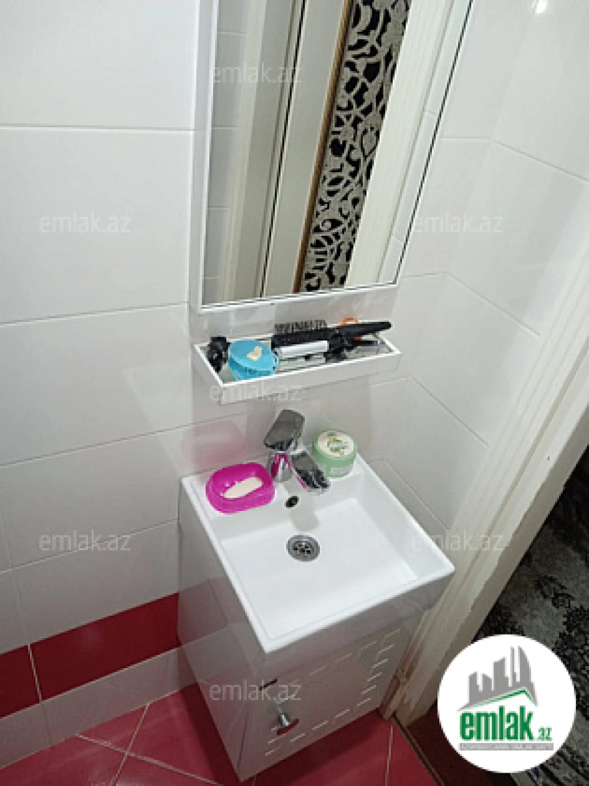 Satılır 3 otaqlı yeni tikili 105 m²