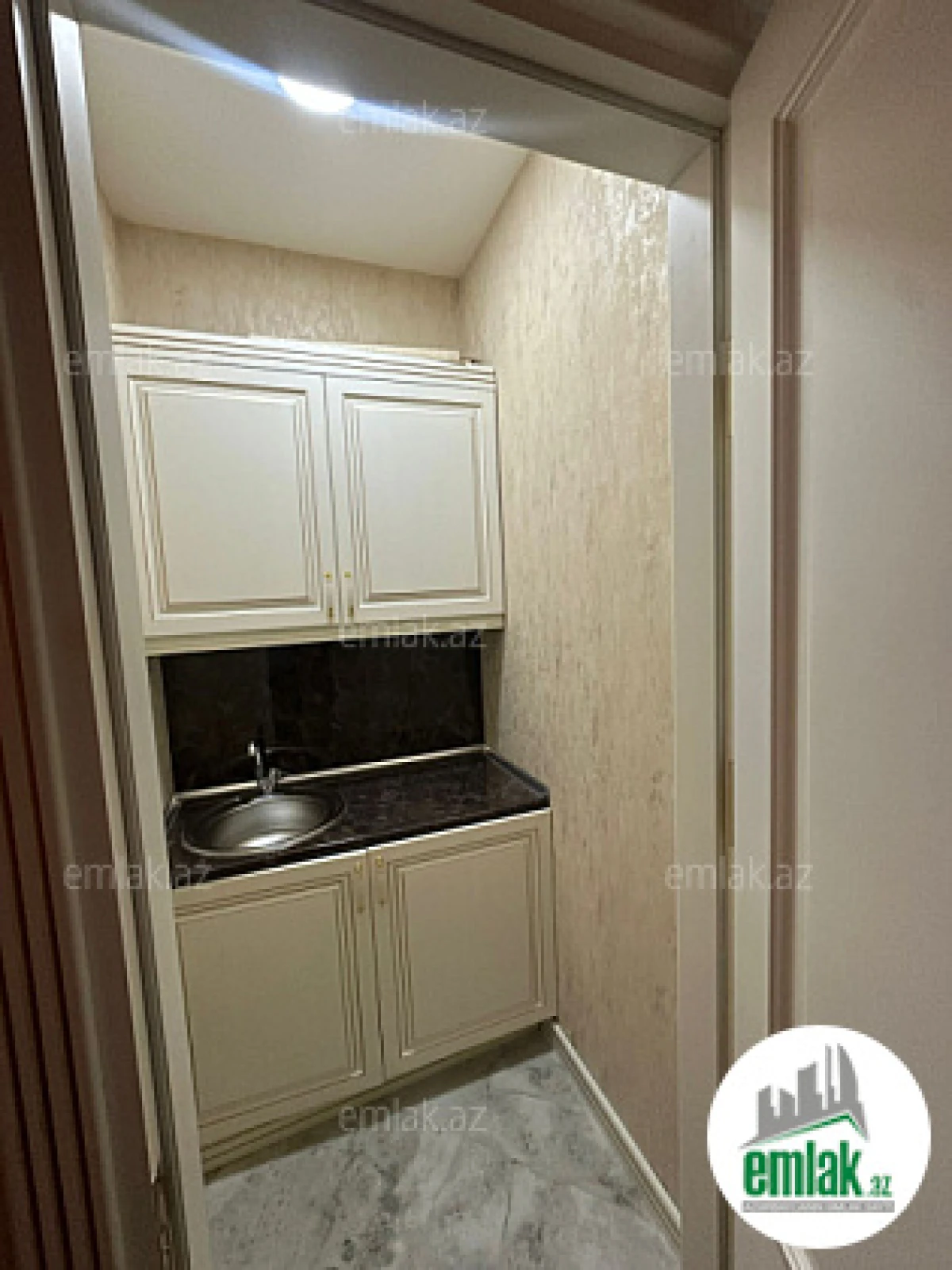 Satılır 5 otaqlı yeni tikili 173 m²