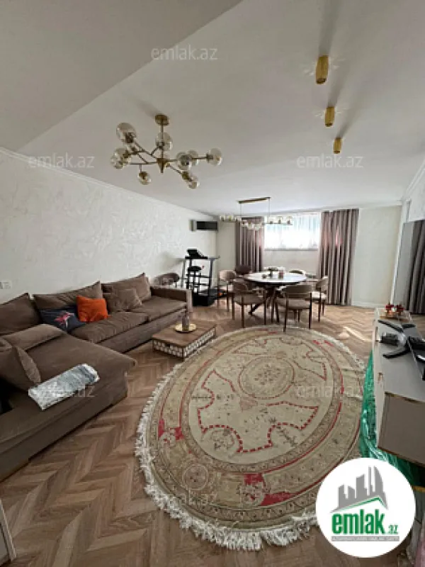 Satılır 3 otaqlı yeni tikili 115 m²