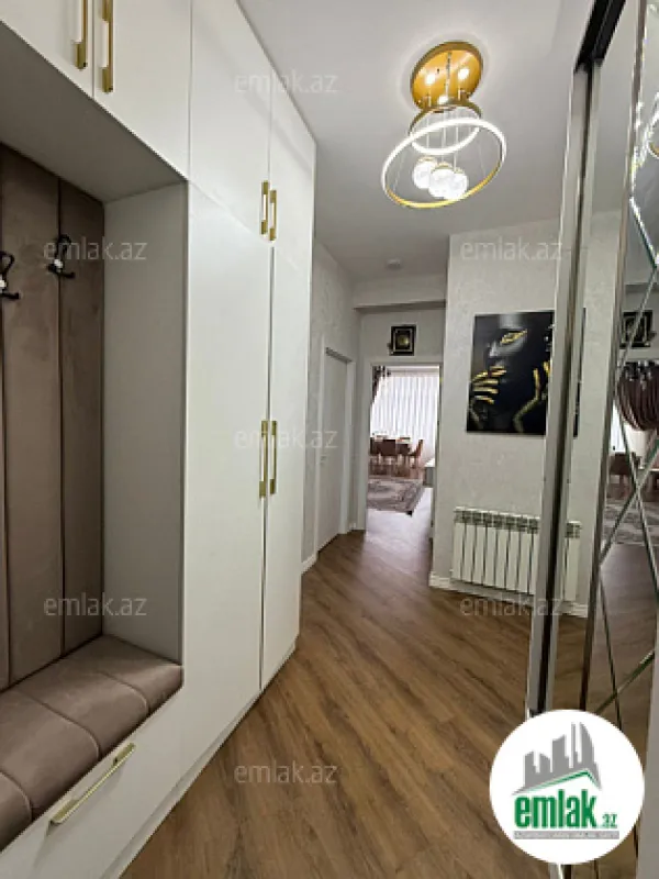 Satılır 3 otaqlı yeni tikili 70 m²