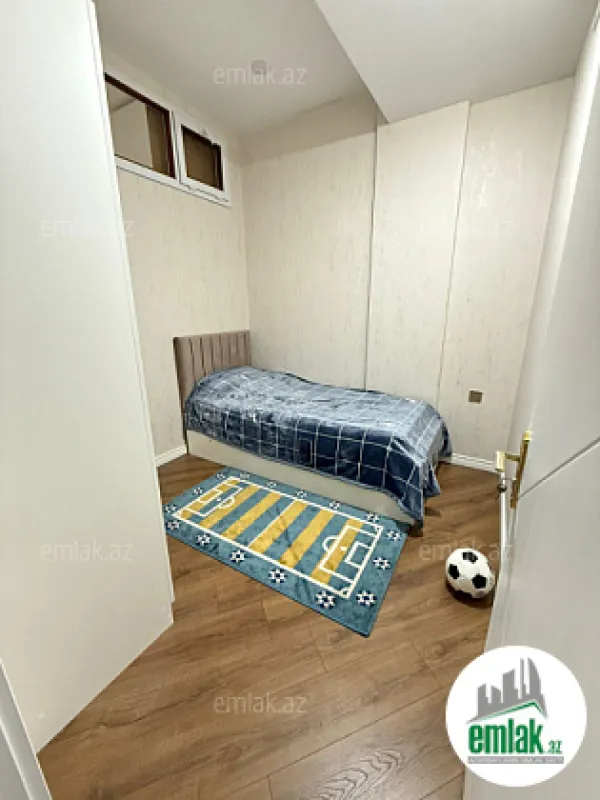 Satılır 3 otaqlı yeni tikili 70 m²