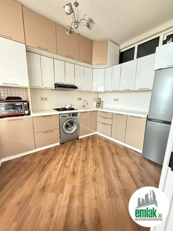 Satılır 3 otaqlı yeni tikili 70 m²