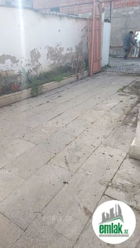 Satılır 3 otaqlı həyət evi 100 m²