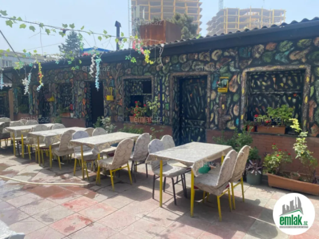 Satılır 6 otaqlı obyekt 350 m²