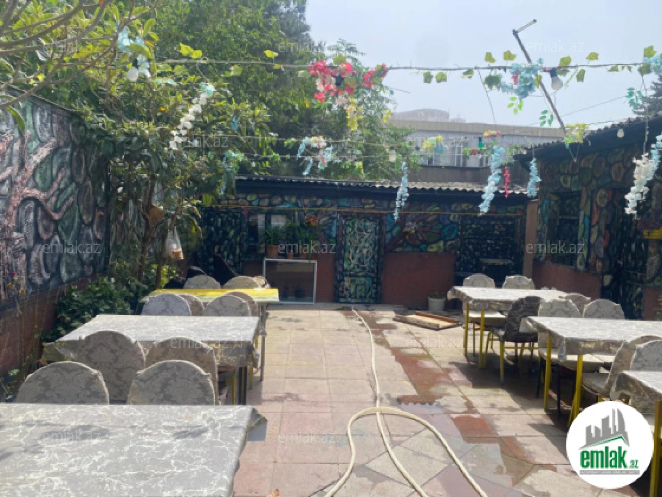 Satılır 6 otaqlı obyekt 350 m²