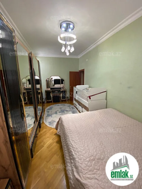 Satılır 3 otaqlı yeni tikili 101 m²