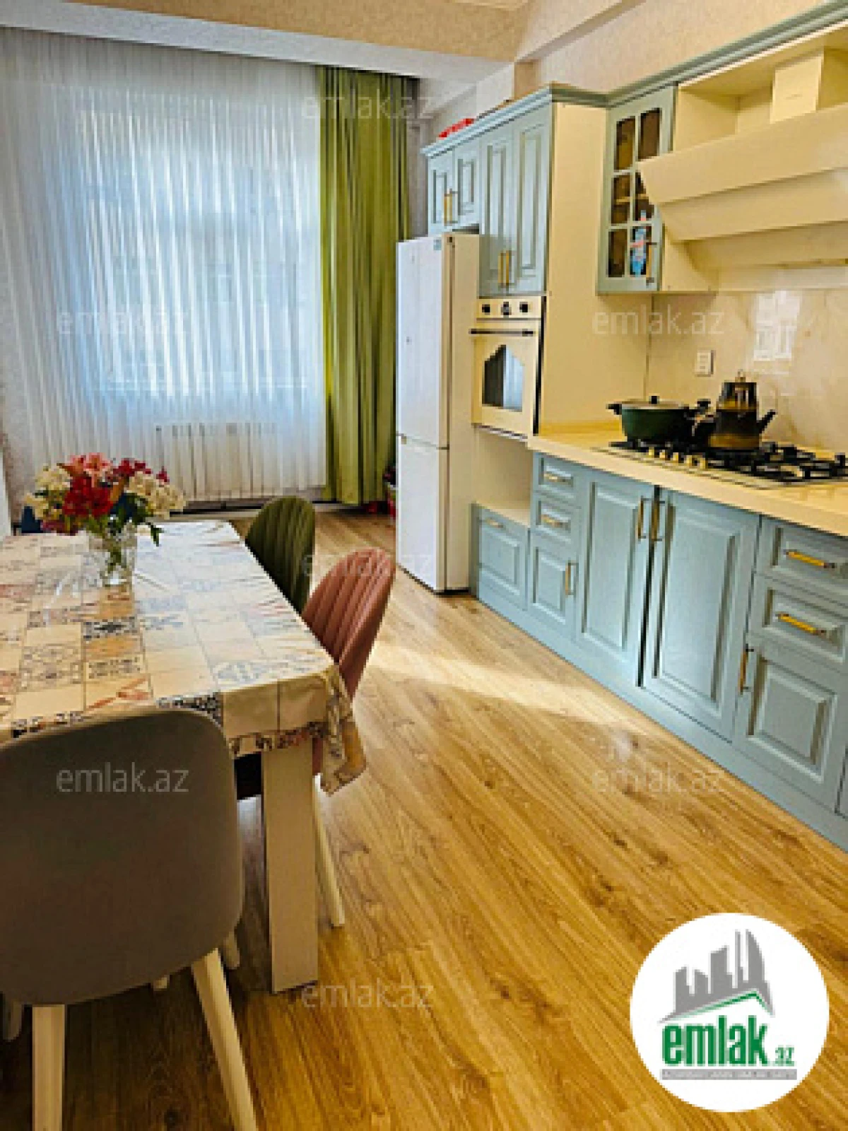 Satılır 2 otaqlı yeni tikili 96 m²