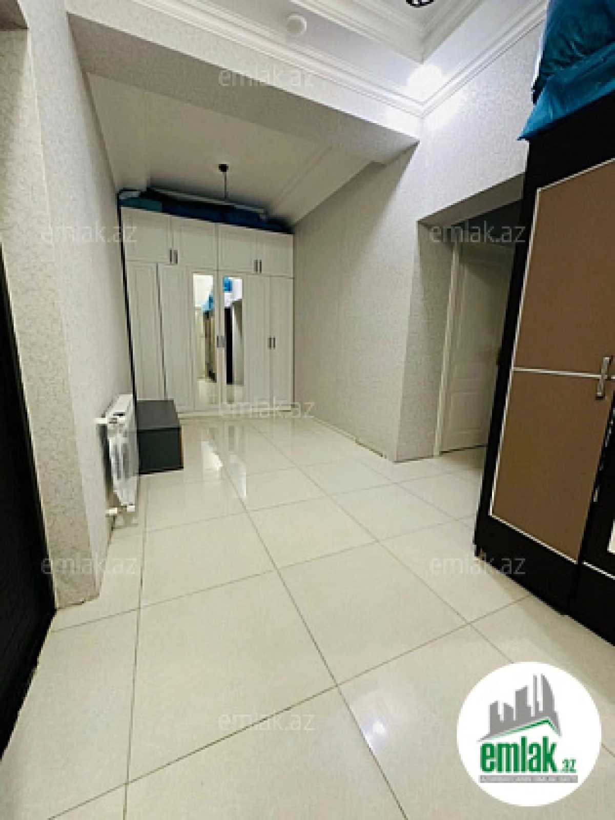 Satılır 2 otaqlı yeni tikili 96 m²