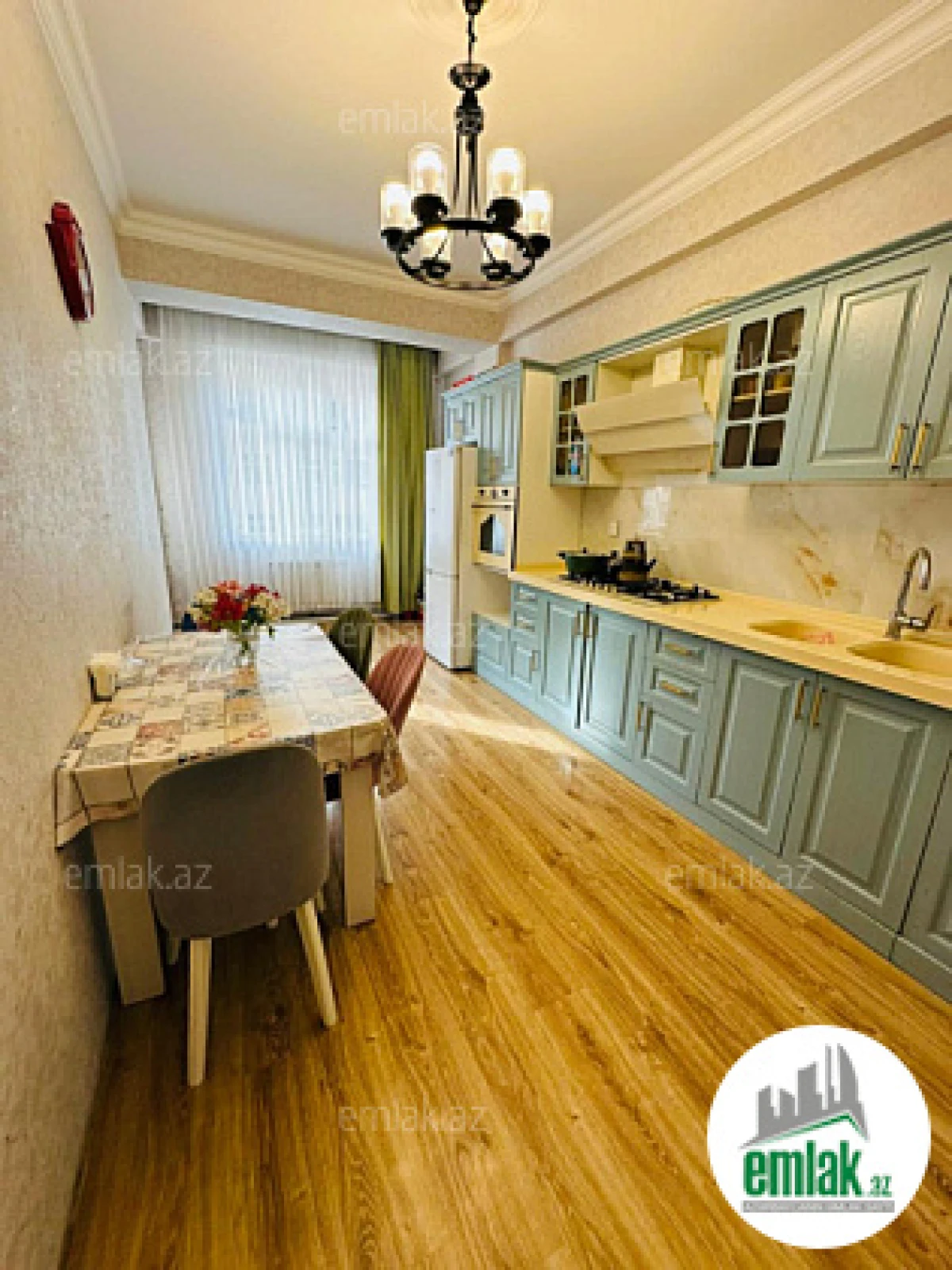 Satılır 2 otaqlı yeni tikili 96 m²