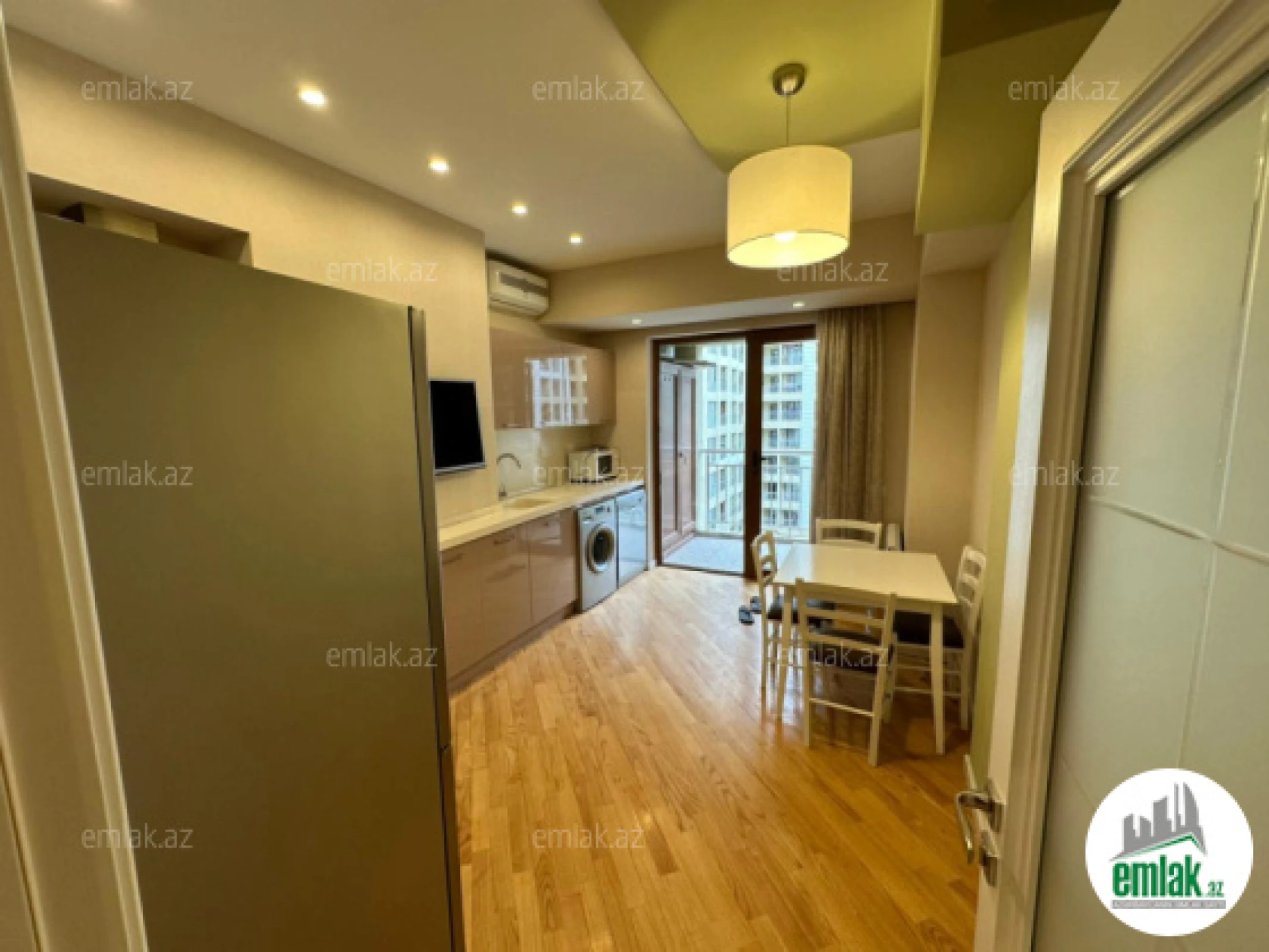 Satılır 2 otaqlı yeni tikili 92 m²