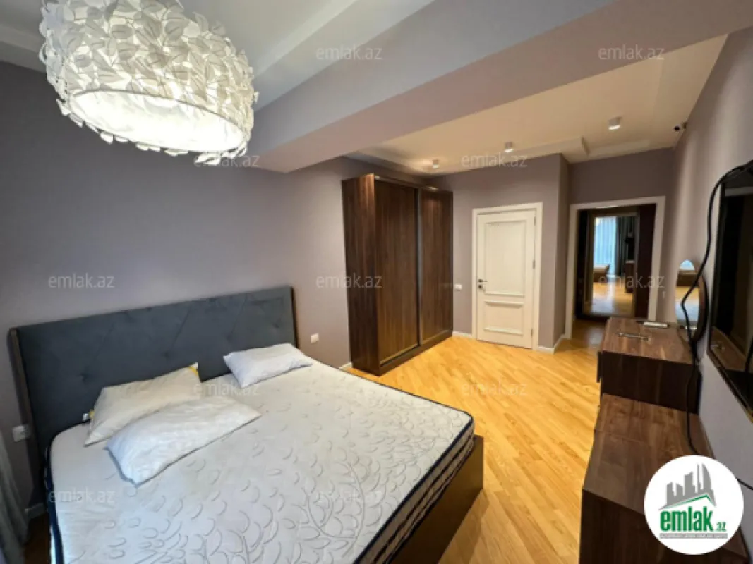 Satılır 2 otaqlı yeni tikili 92 m²