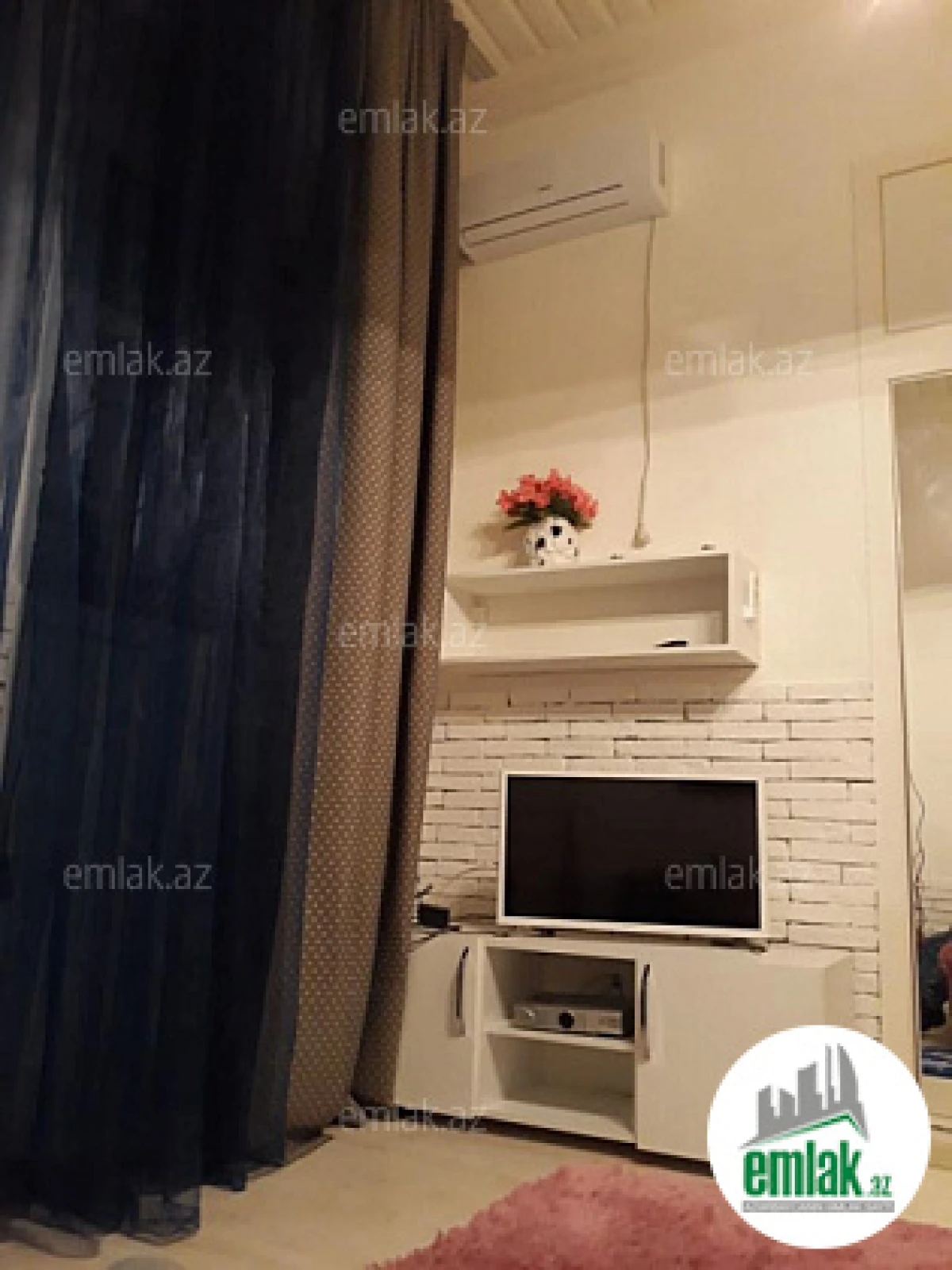 Satılır 1 otaqlı köhnə tikili 35 m²