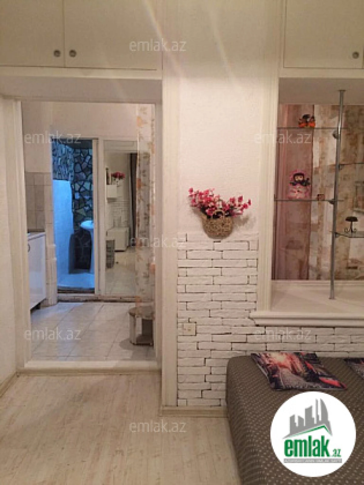 Satılır 1 otaqlı köhnə tikili 35 m²