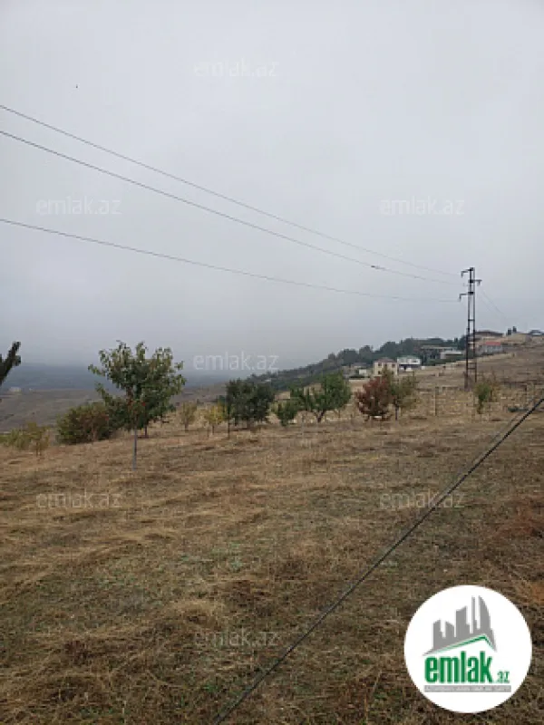 Satılır torpaq sahəsi 30 m²