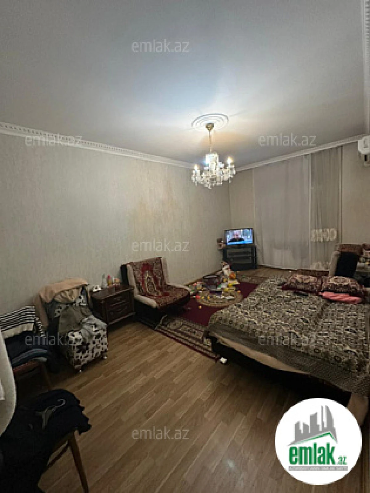 Satılır 2 otaqlı köhnə tikili 60 m²