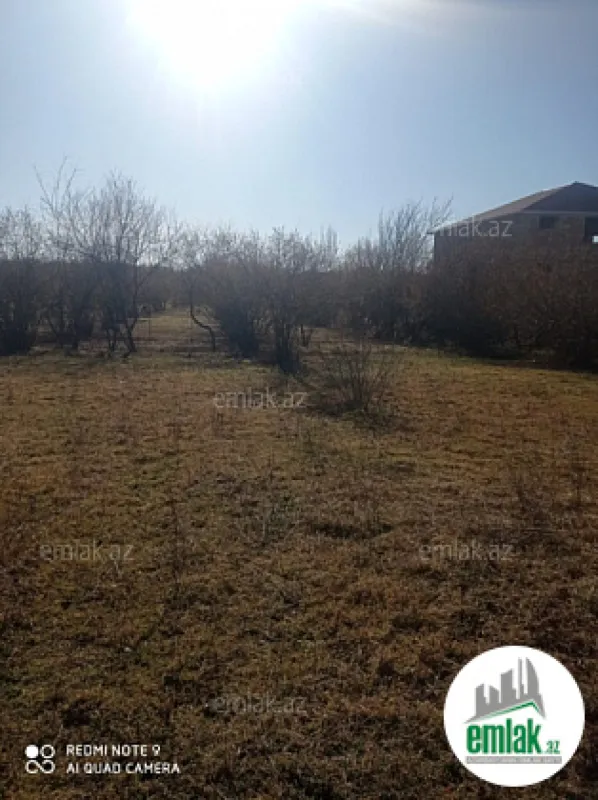 Satılır torpaq sahəsi 15 m²